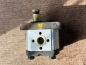 Preview: Hydraulikpumpe Arbeitshydraulik rechts UTB 302 445 550 TIH + FIAT Traktor original Romania