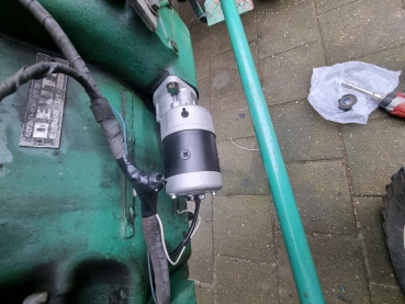 Anlasser Starter Getriebeanlasser Traktor Schlepper Kramer KL200 mit Deutz F2l 712
