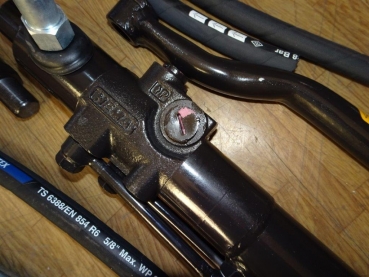 Hydraulische Lenkung Lenkungsunterstützung Lenkhilfe Traktor Fiat 540 DT Spezial