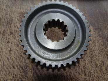 Zahnrad Getriebe 1. und 2. Gang UTB Fiat