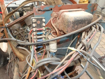 Ersatzteile Fiat 315 Lenkgetriebe Elektrik Differenzial Achstichter u.s.w.