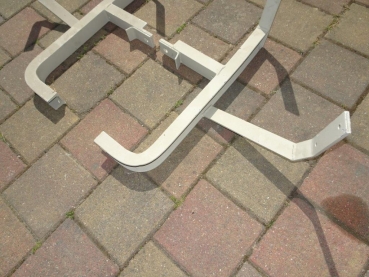 2 Stück Halter für Kotflügel ZT 300 vorn incl. Versand
