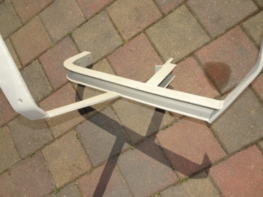 2 Stück Halter für Kotflügel ZT 300 vorn incl. Versand