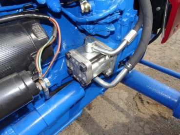 Hydraulische Lenkung Lenkungsunterstützung Lenkhilfe Traktor Fiat 450 DT + UTB 445 DT R450DT Allrad