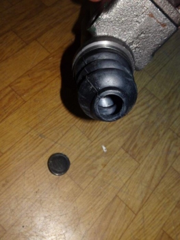 Hauptbremszylinder TIH445