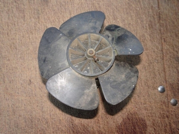 Lüftermotor für Gebläse vom UTB 302 gebraucht