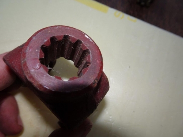 Gabel Gabelkopf Kreuzgelenk mit Verzahnung UTB 650 651