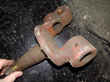 Achsaufnahme TIH 445 hinten rechts