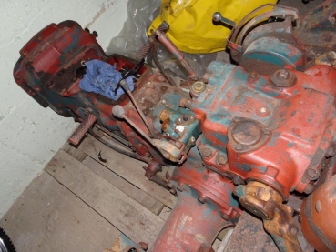 Getriebe Differenzial Achstrichter Endvorgelege Kraftheber org. Fiat 315 / 415