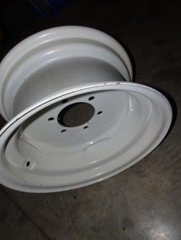 Felge sehr breit vorn 8 x 16 Zoll New Holland TD95 Fiat + UTB 5127198