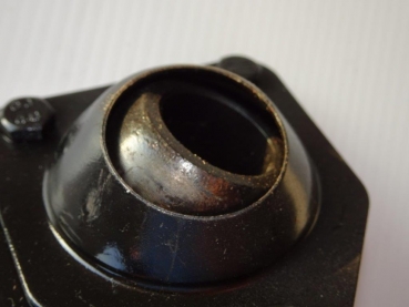 Führung Schwenklager Lenkstange UTB 650 651