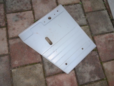 Seitenblech UTB 300 445 550 + TIH links