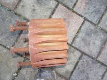 Zahnkranz für Drehwerk TIH 445 Neuteil