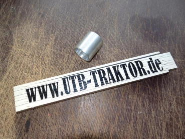 Buchse im Schwungmassenausgleich UTB 550 640 Fiat 550 640 ...