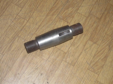 Bolzen mit Konus Hinterachse TIH 445