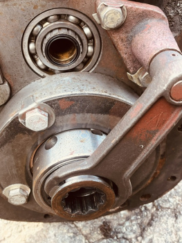 Schaltgetriebe komplett vom UTB 445  TIH Fiat 6 gang mit Gehäuse als Ersatzteilspender incl. Versandkosten