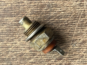 Geber Temperaturgeber UTB U 300 302 445 550 640 643 453 + TIH + Raupe SV445 + Fiat R450 aus lagerbestand