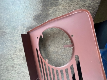 Grill oben für Lampeneinbau UTB 300 550 640