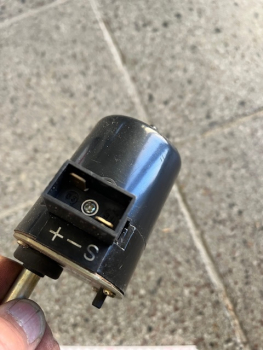 Scheibenwischermotor Traktor Restposten