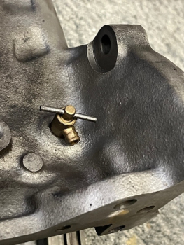 Ablasshahn Ablaßventil am Motor für Wartburg 311 312 313 353 Barkas B1000 original DDR