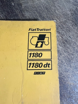 Ersatzteilkatalog Traktor Fiat 1180 + 1180 DT original incl. Versandkosten