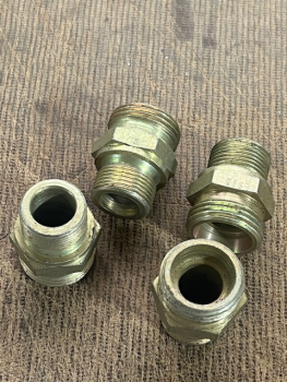 Hydraulik Verschraubung TIH 445 Gewinde M27x2 + M22x1,5 Einschrauber