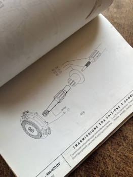 Ersatzteilkatalog Traktor Fiat 420 +  420DT original incl. Versandkosten