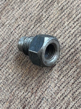 Adapter für Anschluß Bremsleitung hinten am Hauptbremszylinder TIH 445