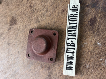 Deckel vorn am Schaltgetriebe UTB TIH Fiat