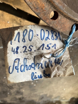 Achstrichter linke Seite UTB Fiat eckige Ausführung Neuteil aus Lagerbestand