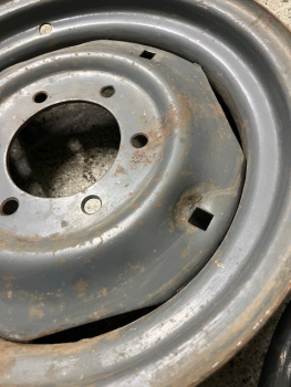 2 Stück Felge vorn für 16 Zoll Bereifung  UTB V445 U550 Traktor Fiat 400 420 450 ... original Teil incl. Versandkosten