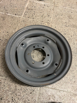 Felge vorn für 16 Zoll Bereifung  UTB V445 U550 Traktor Fiat 400 420 450 ... original Teil incl. Versandkosten B