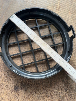 2 Stück Schutzgitter für DDR Zusatzscheinwerfer