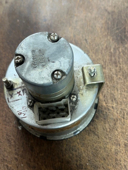 Drehzahlmesser USSR russisch M3-307 24V