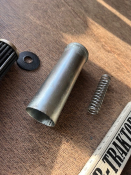 Einsatz im Behälter für Servolenkung UTB 300 +500 U550IF gebraucht