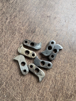 Klinke für Handbremshebel UTB TIH Fiat aus original Lagerbestand