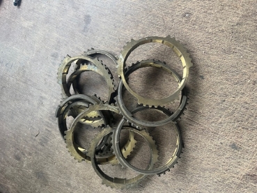 Syncronringe 2 Stück Getriebe UTB TIH FIAT aus original Lagerbestand