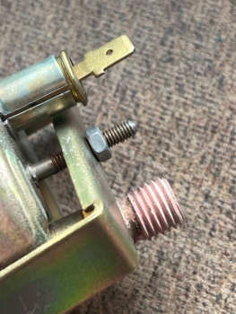 Öldruckanzeige Öldruckmanometer 60 mm mit Beleuchtung mit Chrom Rand