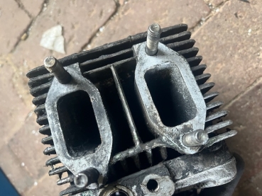 Zylinderkopf mit Ventilen gebraucht für  GT124 Multicar M22 Waran