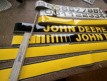 Aufkleber Klebefolie Motorhaube  passend für John Deere universell passend