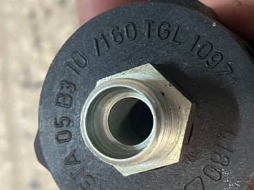 Stecker für Hydraulikanschluß für Anhänger NEU