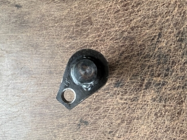 Bolzen innen im Kraftheber für mittleren Arm zum Stößel UTB Fiat