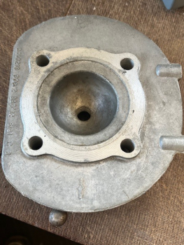2 Stück Zylinderkopf Trabant 601 aus Lagerbestand