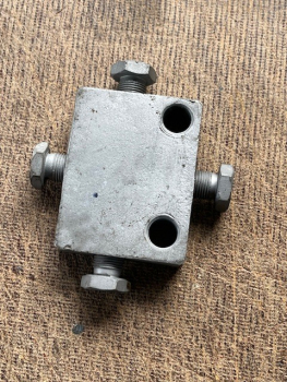 Würfel 5 Fach Verteiler für Bremsleitung mit Einschraubern TIH 445