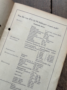 Bedienungsanleitung IFA 22 PS Diesel Scklepper original