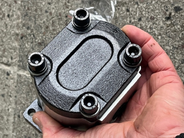 Verstärkte Hydraulikpumpe Arbeitshydraulik rechts UTB 302 445 550 TIH + FIAT Traktor