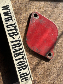 Deckel für Schauloch an der Kupplungsglocke am UTB TIH Fiat
