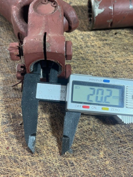 Kreuzgelenk lang IFA W50 / ZT 300-303 Multicar M24-M25-M26 für Lenkung