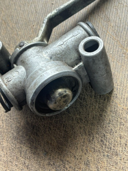 Lufthahn Absperrhahn IFA W50 ADK70 80 UTB ZT aus DDR Lagerbestand