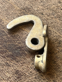 Hebel für Motorhaube für UTB TIH Fiat aus original Lagerbestand